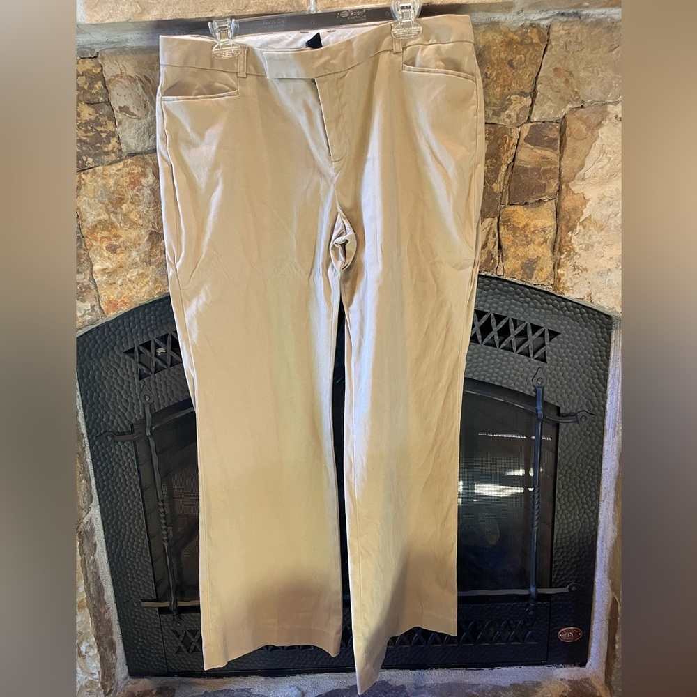 Gap 16 stretch flare soft chinos